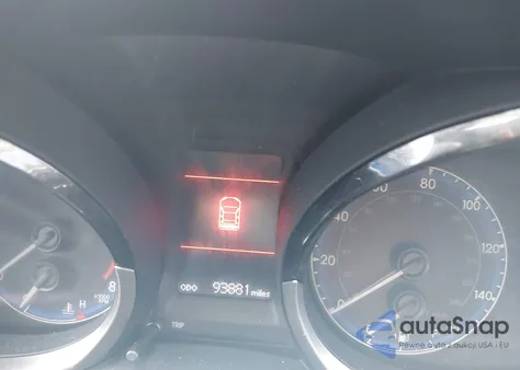 2016 Toyota Corolla S Plus z USA, uszkodzony, nr VIN 2T1BURHE3GC683653